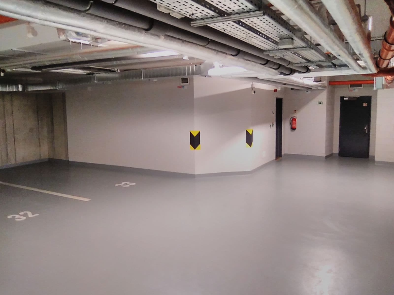 Prenájom garáže 15 m², Praha, Praha Prenájom garáže 15 m², Praha, Praha