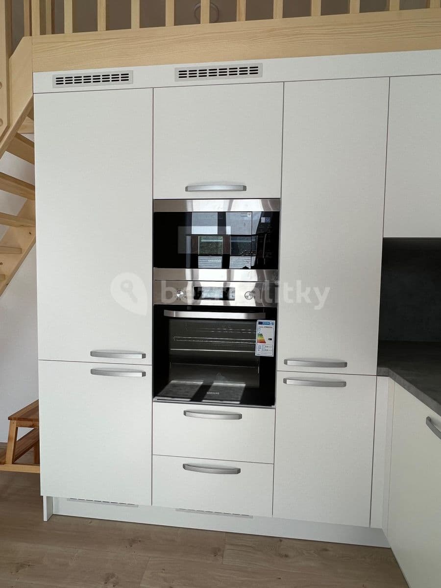 Prenájom bytu 2-izbový 67 m², Hálkova, Humpolec, Kraj Vysočina Prenájom bytu 2-izbový 67 m², Hálkova, Humpolec, Kraj Vysočina