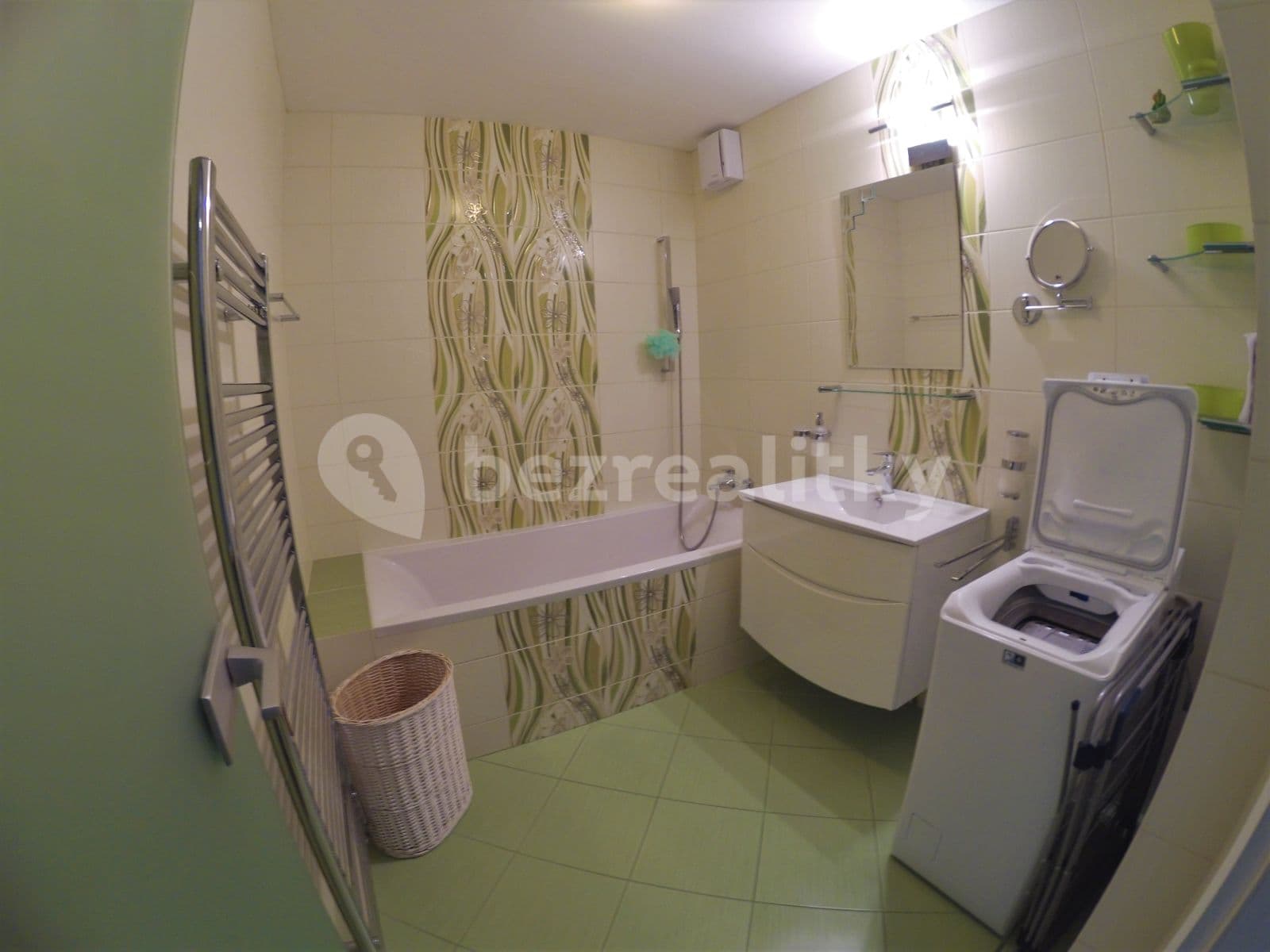 Prenájom bytu 2-izbový 53 m², Frankovská, Nové Mesto, Bratislavský kraj Prenájom bytu 2-izbový 53 m², Frankovská, Nové Mesto, Bratislavský kraj