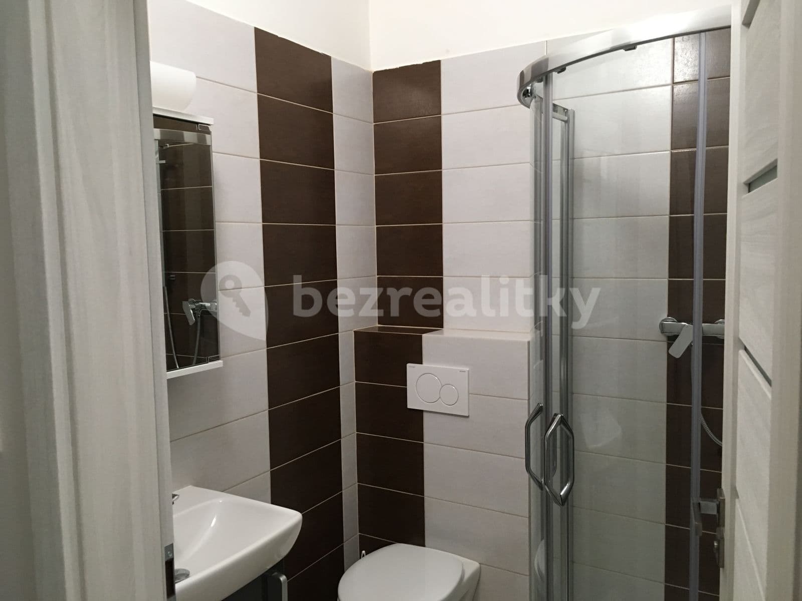 Prenájom bytu 1-izbový 35 m², Eimova, Brno, Jihomoravský kraj Prenájom bytu 1-izbový 35 m², Eimova, Brno, Jihomoravský kraj