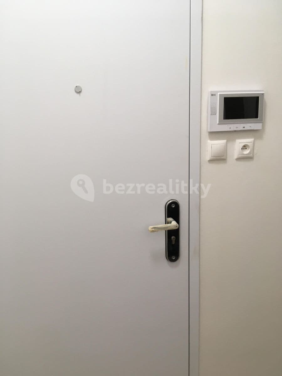 Prenájom bytu 1-izbový 35 m², Eimova, Brno, Jihomoravský kraj Prenájom bytu 1-izbový 35 m², Eimova, Brno, Jihomoravský kraj