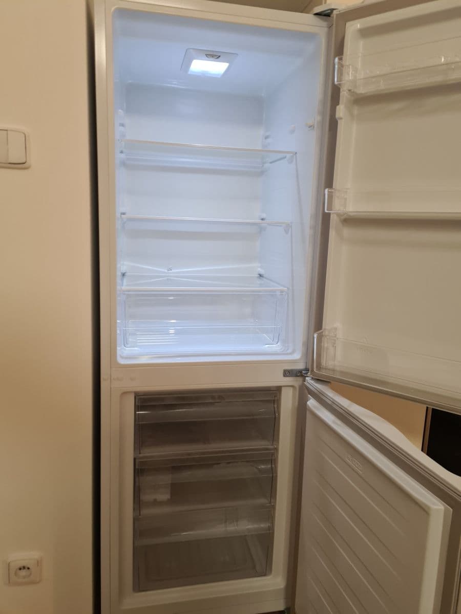 Prenájom bytu 2-izbový 64 m², Makedonská, Praha, Praha Prenájom bytu 2-izbový 64 m², Makedonská, Praha, Praha