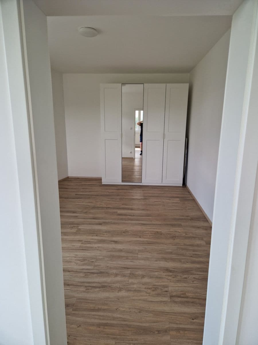 Prenájom bytu 2-izbový 64 m², Makedonská, Praha, Praha Prenájom bytu 2-izbový 64 m², Makedonská, Praha, Praha