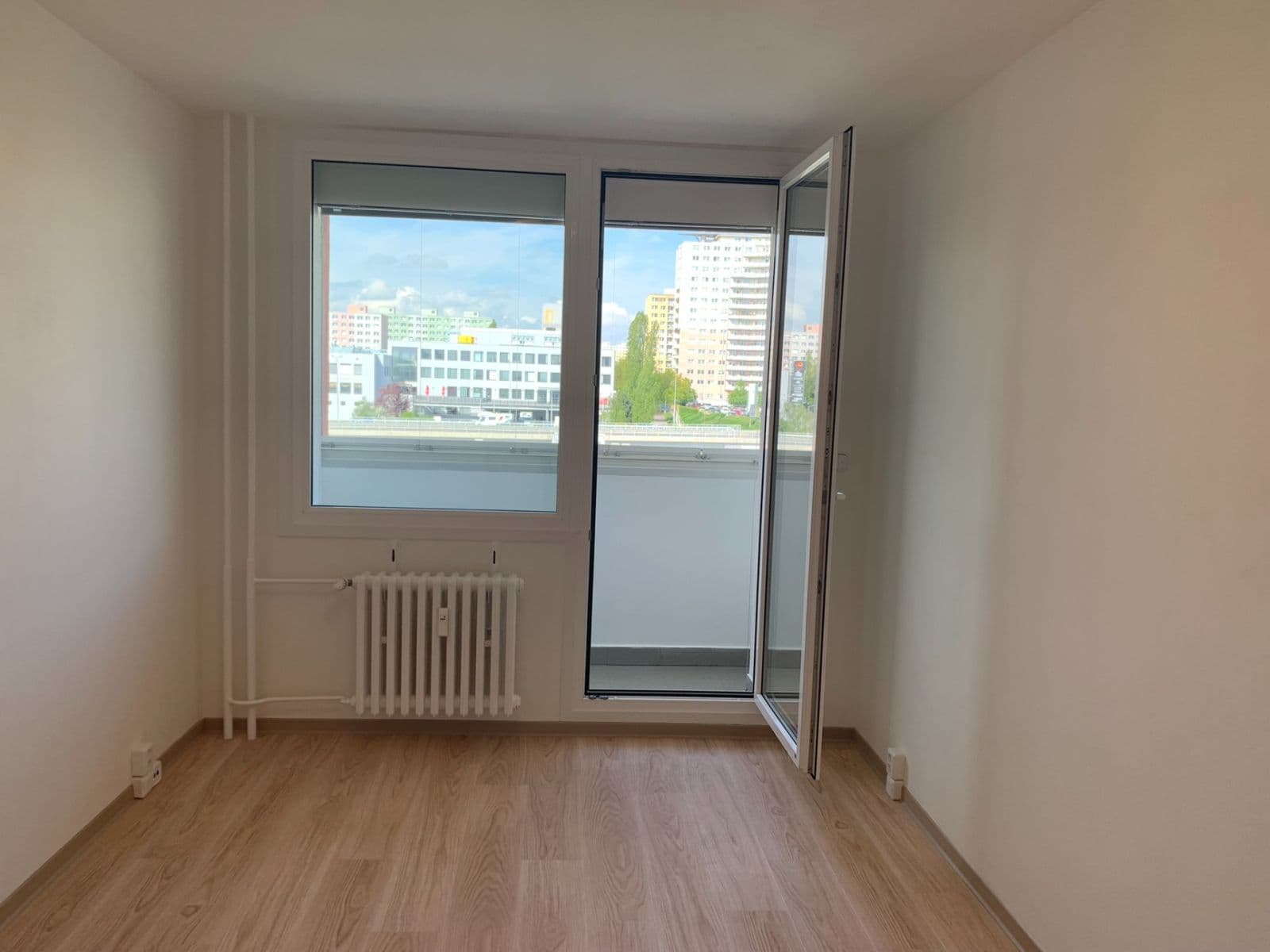 Prenájom bytu 3-izbový 68 m², Nevanova, Praha, Praha Prenájom bytu 3-izbový 68 m², Nevanova, Praha, Praha
