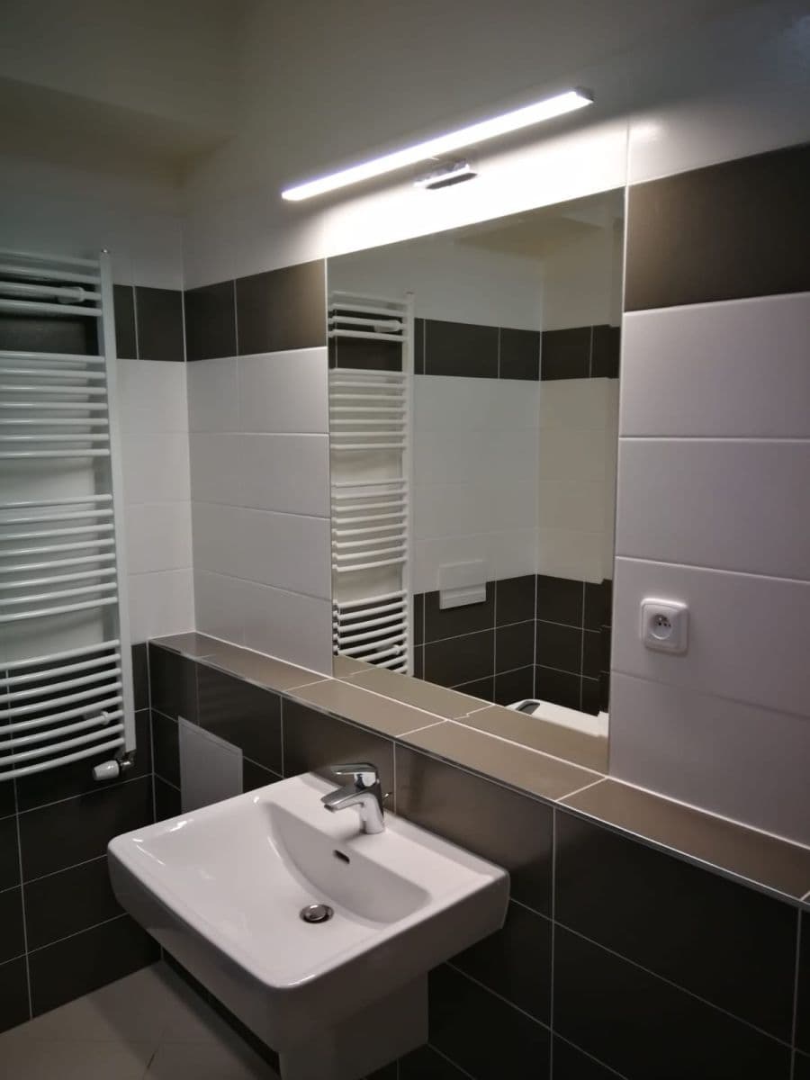 Prenájom bytu 2-izbový 62 m², Makedonská, Praha, Praha Prenájom bytu 2-izbový 62 m², Makedonská, Praha, Praha