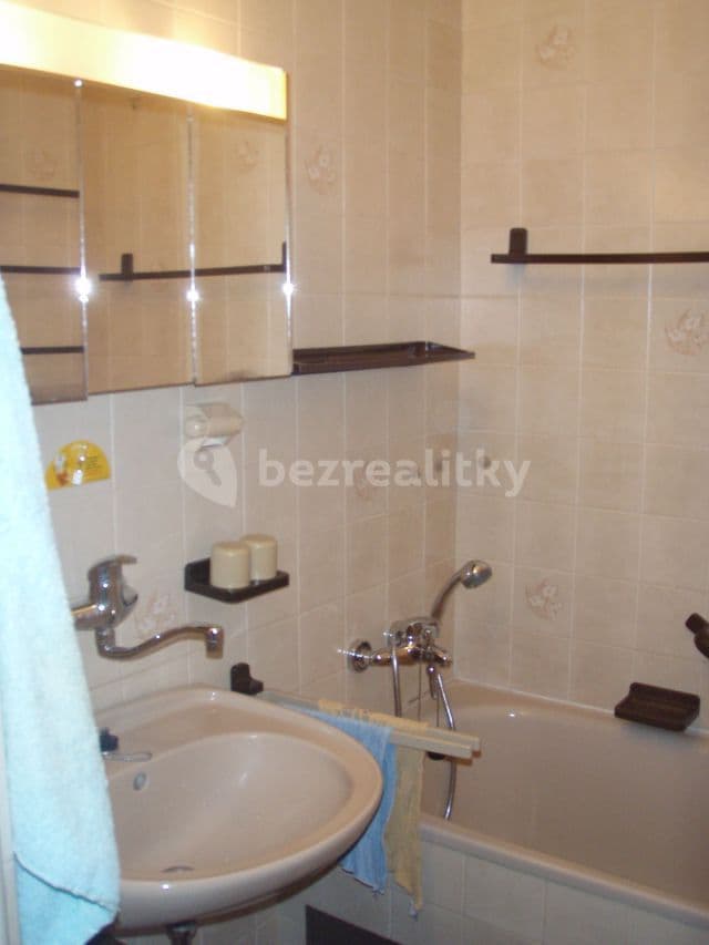 Prenájom bytu 2-izbový 53 m², Pacovská, Praha, Praha Prenájom bytu 2-izbový 53 m², Pacovská, Praha, Praha