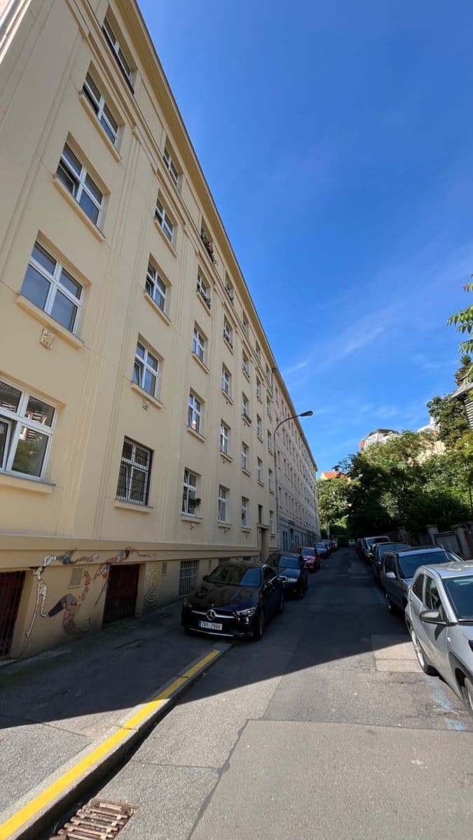 Prenájom bytu 2-izbový 53 m², Pod Zvonařkou, Praha, Praha Prenájom bytu 2-izbový 53 m², Pod Zvonařkou, Praha, Praha