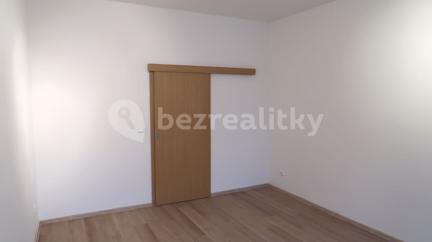 Prenájom bytu 1-izbový 29 m², Jeronýmova, Brno, Jihomoravský kraj Prenájom bytu 1-izbový 29 m², Jeronýmova, Brno, Jihomoravský kraj