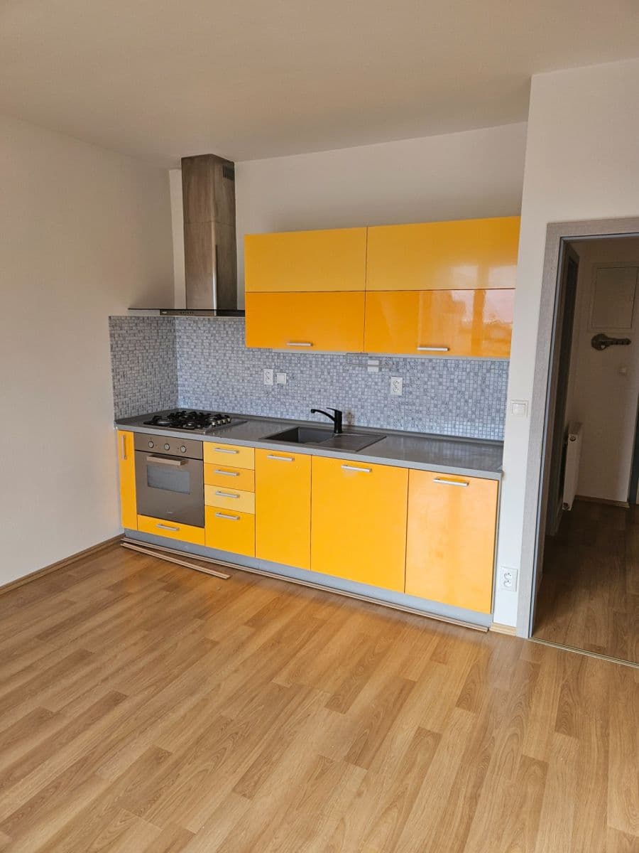 Prenájom bytu 2-izbový 53 m², Na Výsluní, Říčany, Středočeský kraj Prenájom bytu 2-izbový 53 m², Na Výsluní, Říčany, Středočeský kraj
