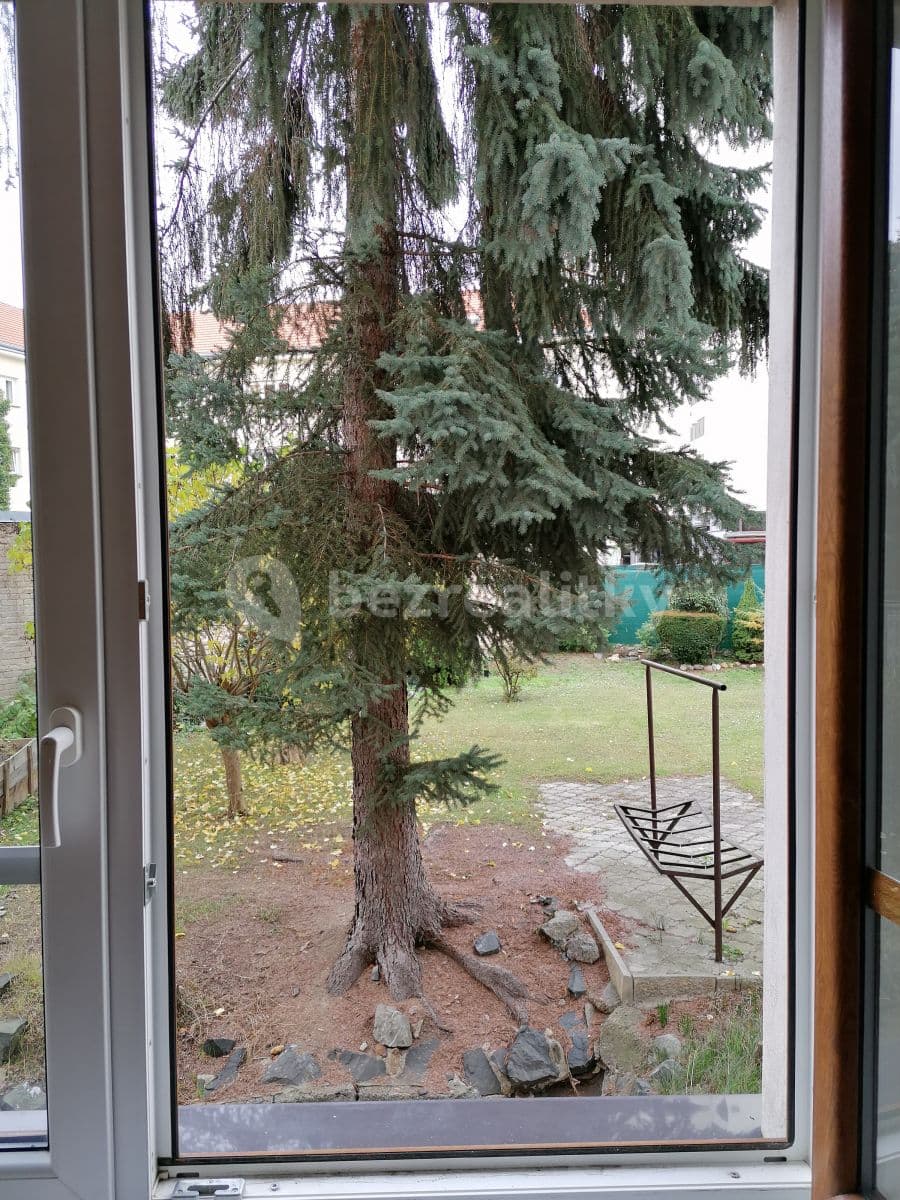 Prenájom bytu 2-izbový 43 m², U Strže, Praha, Praha Prenájom bytu 2-izbový 43 m², U Strže, Praha, Praha