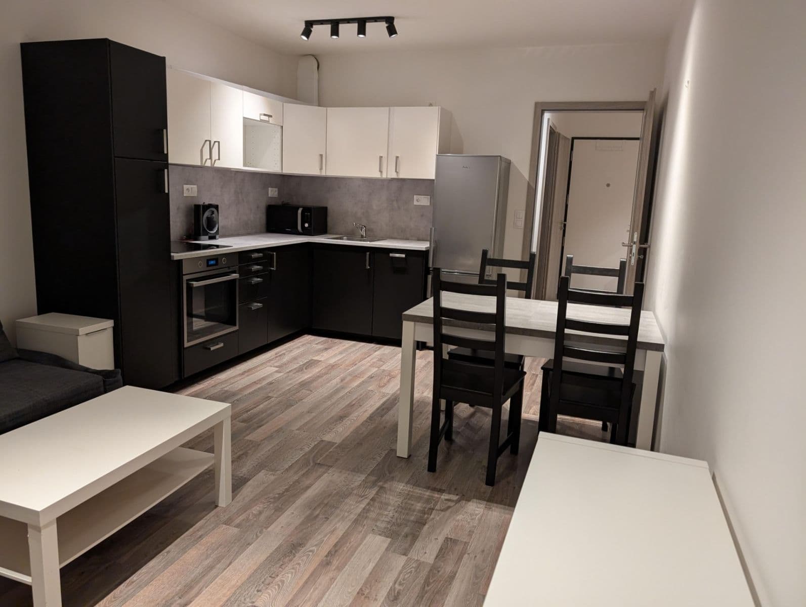 Prenájom bytu 2-izbový 54 m², Moravcových, Praha, Praha Prenájom bytu 2-izbový 54 m², Moravcových, Praha, Praha