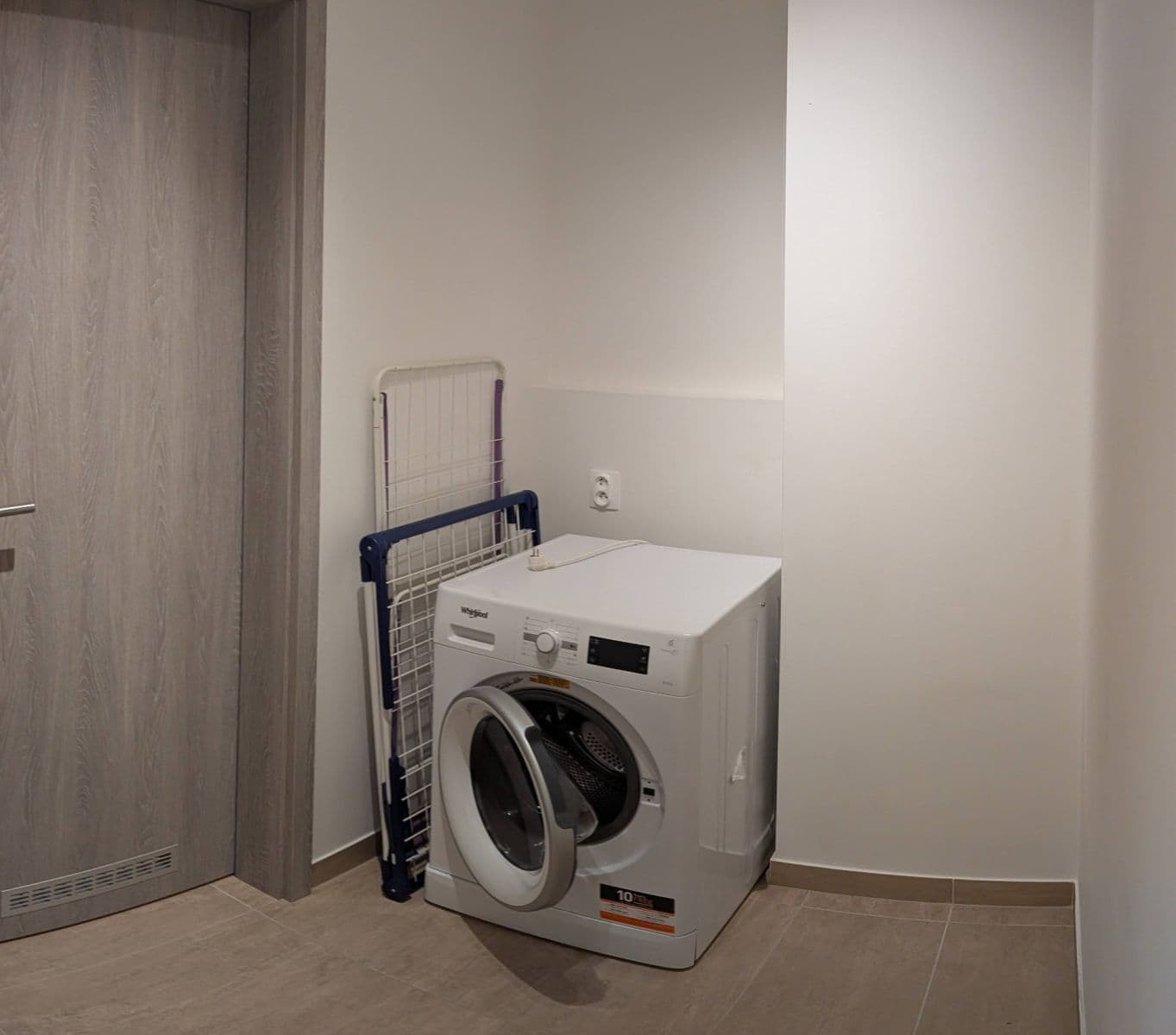 Prenájom bytu 2-izbový 54 m², Moravcových, Praha, Praha Prenájom bytu 2-izbový 54 m², Moravcových, Praha, Praha