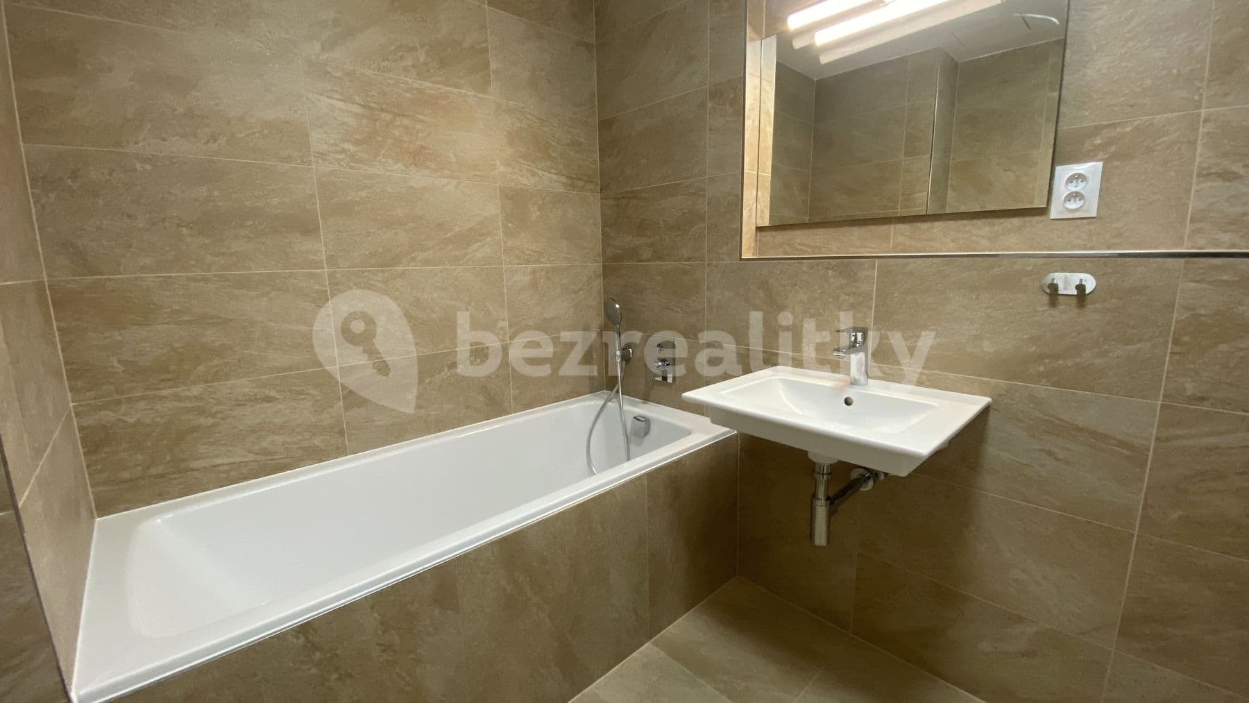 Prenájom bytu 2-izbový 58 m², Na Maninách, Praha, Praha Prenájom bytu 2-izbový 58 m², Na Maninách, Praha, Praha