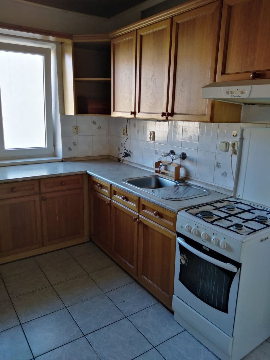 Prenájom bytu 2-izbový 53 m², Husova tř., České Budějovice, Jihočeský kraj Prenájom bytu 2-izbový 53 m², Husova tř., České Budějovice, Jihočeský kraj