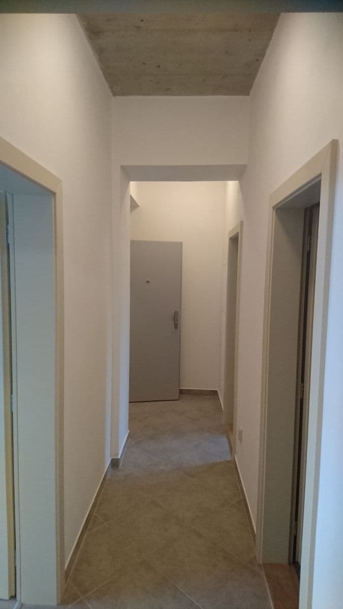 Prenájom bytu 3-izbový 76 m², Na Hlinách, Praha, Praha Prenájom bytu 3-izbový 76 m², Na Hlinách, Praha, Praha