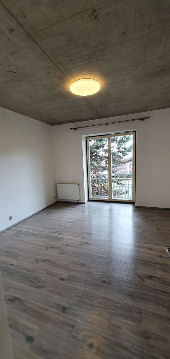 Prenájom bytu 3-izbový 76 m², Na Hlinách, Praha, Praha Prenájom bytu 3-izbový 76 m², Na Hlinách, Praha, Praha
