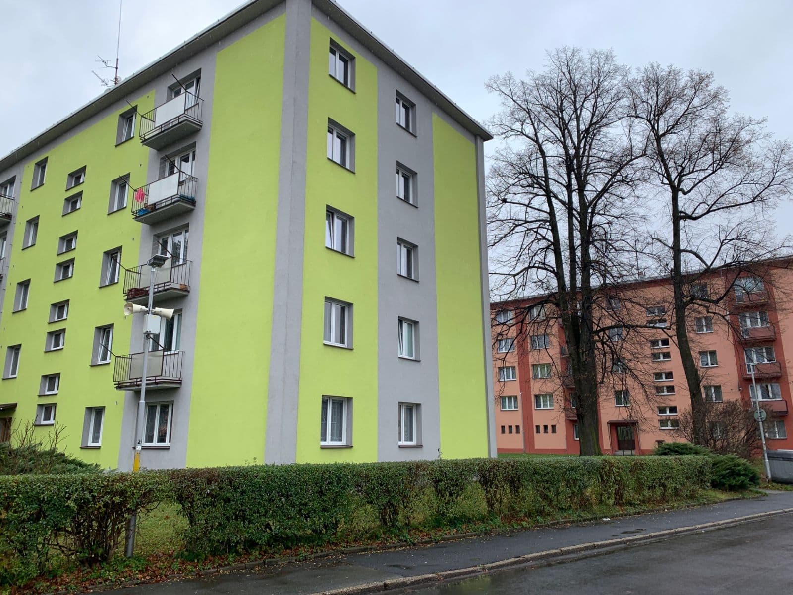 Prenájom bytu 3-izbový 63 m², Jesenická, Bruntál, Moravskoslezský kraj Prenájom bytu 3-izbový 63 m², Jesenická, Bruntál, Moravskoslezský kraj