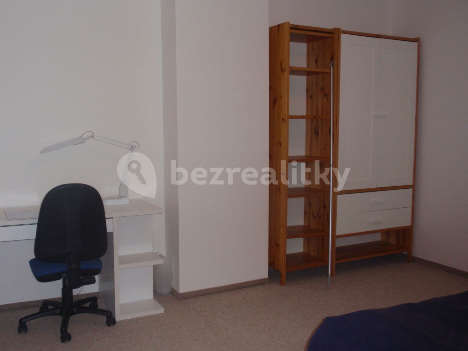 Prenájom bytu 2-izbový 45 m², Za Mlýnem, Hostivice, Středočeský kraj