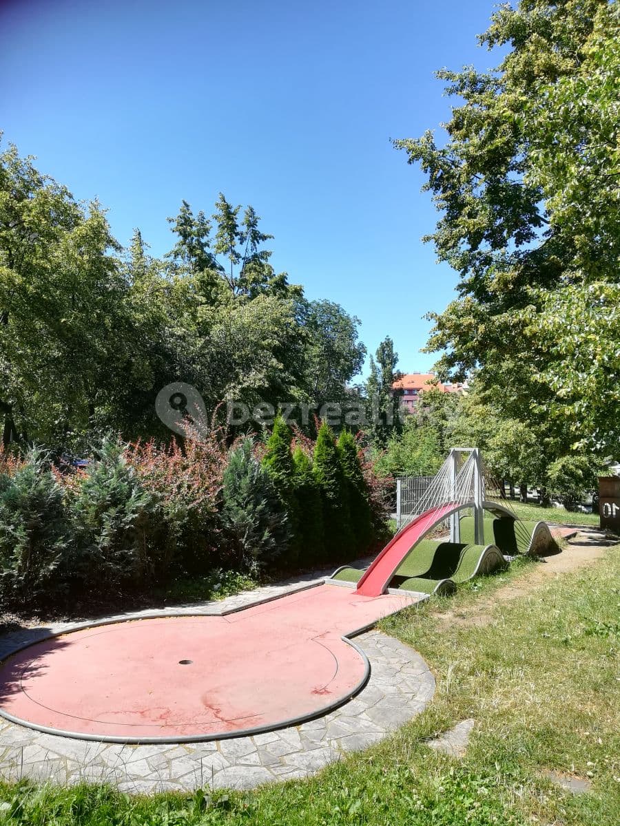 Prenájom bytu 2-izbový 53 m², Víta Nejedlého, Praha, Praha Prenájom bytu 2-izbový 53 m², Víta Nejedlého, Praha, Praha