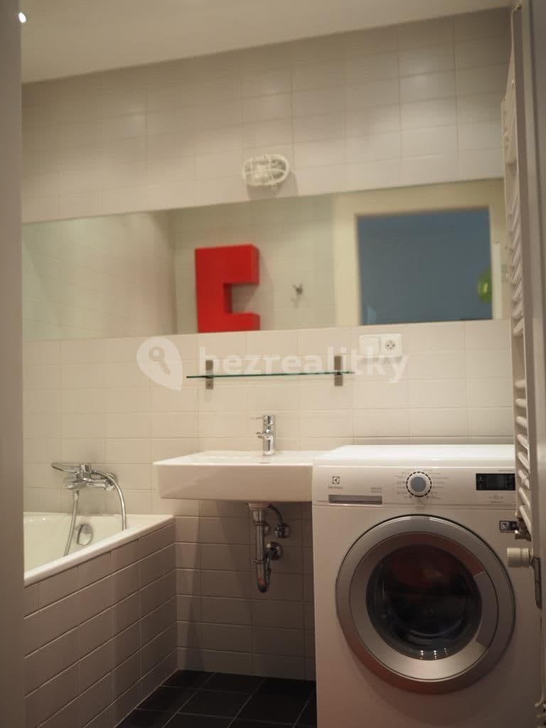 Prenájom bytu 2-izbový 60 m², Křížkovského, Praha, Praha Prenájom bytu 2-izbový 60 m², Křížkovského, Praha, Praha
