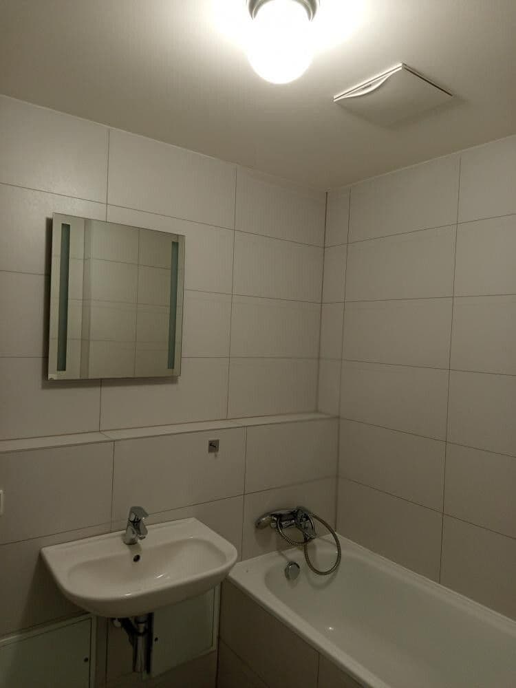 Prenájom bytu 1-izbový 28 m², U Svobodárny, Praha, Praha Prenájom bytu 1-izbový 28 m², U Svobodárny, Praha, Praha