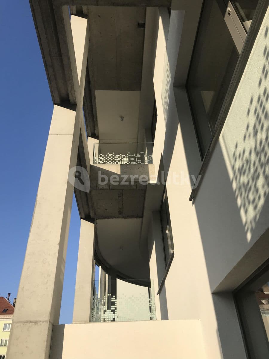 Prenájom bytu 2-izbový 49 m², Prachnerova, Praha, Praha Prenájom bytu 2-izbový 49 m², Prachnerova, Praha, Praha