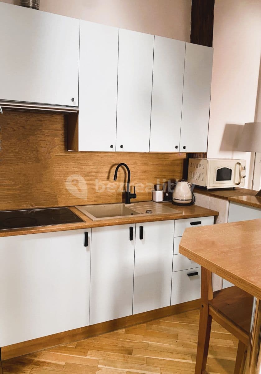 Prenájom bytu 1-izbový 49 m², Petrská, Praha, Praha Prenájom bytu 1-izbový 49 m², Petrská, Praha, Praha