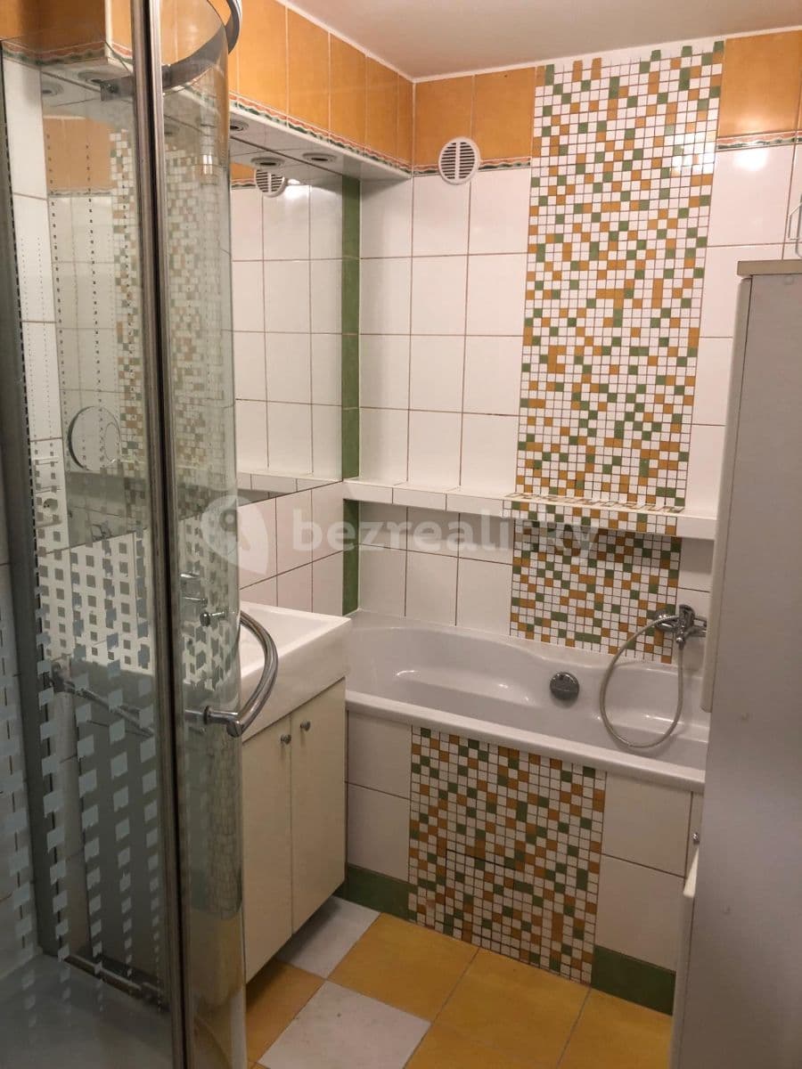 Prenájom bytu 5-izbový 89 m², Krylovecká, Praha, Praha Prenájom bytu 5-izbový 89 m², Krylovecká, Praha, Praha