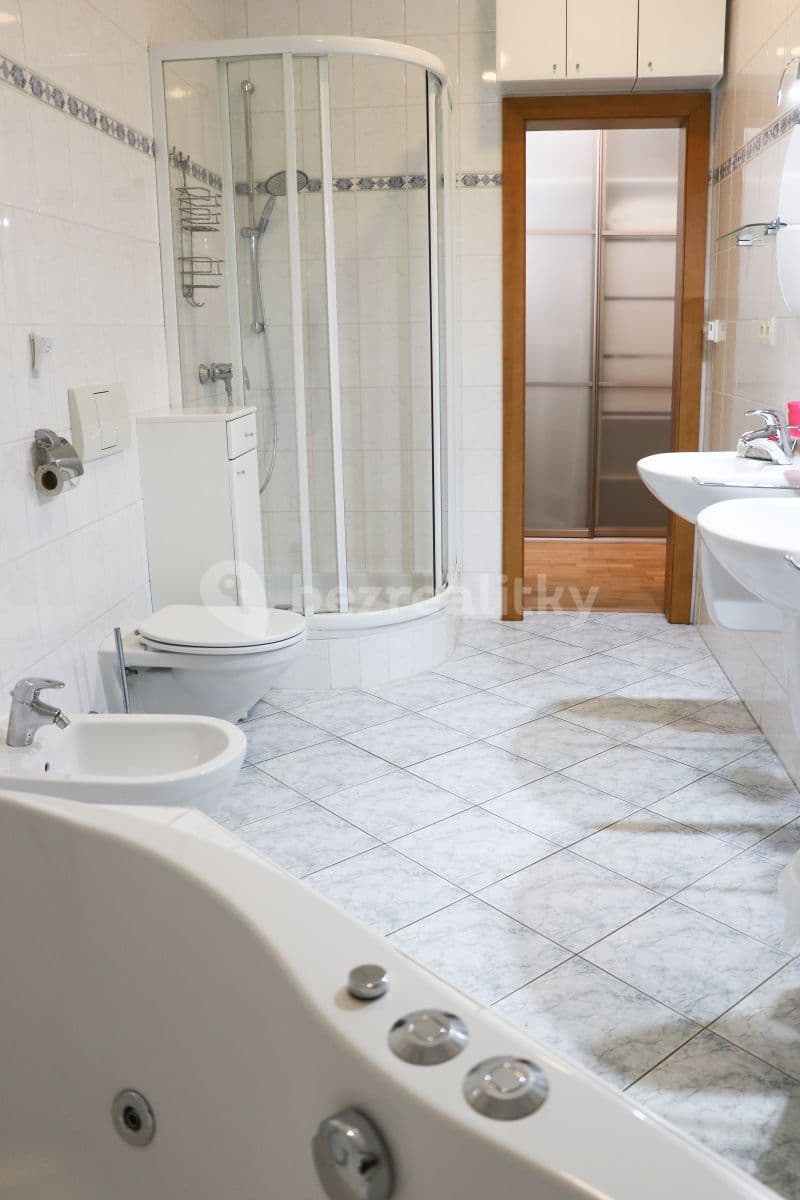 Prenájom bytu 2-izbový 96 m², Ve Smečkách, Praha, Praha Prenájom bytu 2-izbový 96 m², Ve Smečkách, Praha, Praha
