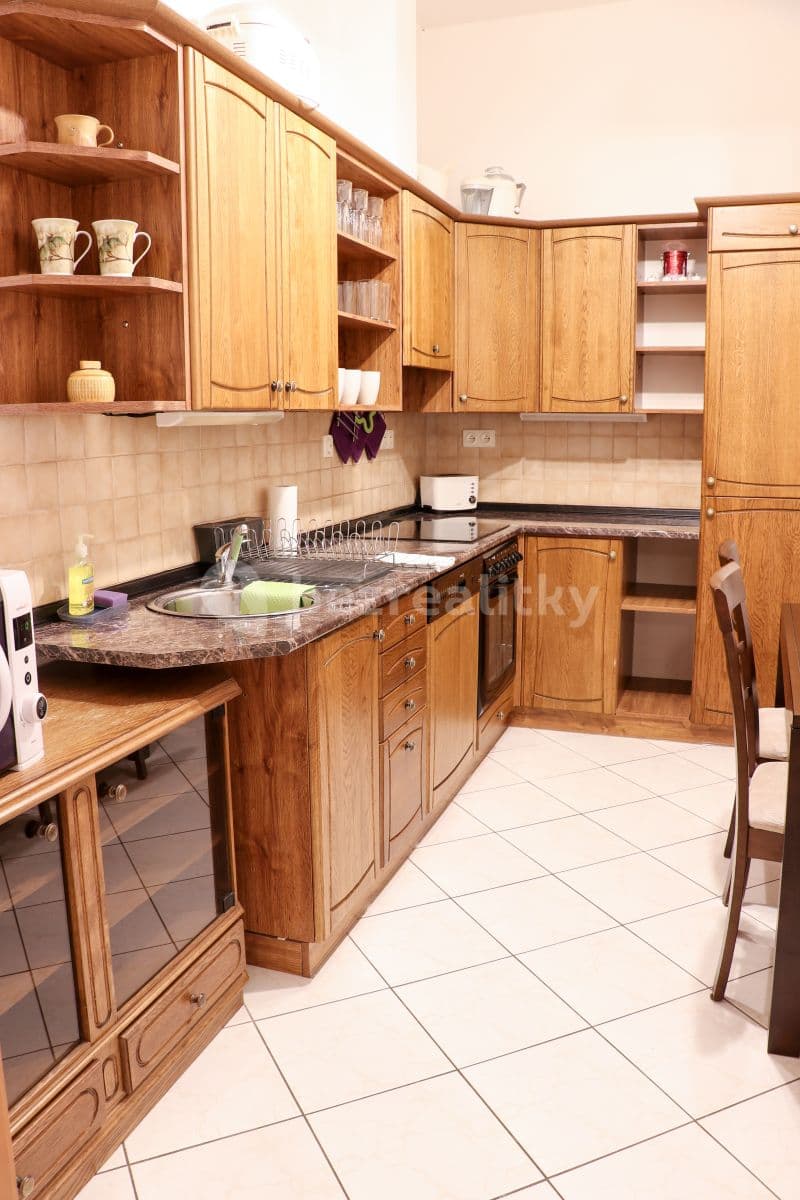 Prenájom bytu 2-izbový 96 m², Ve Smečkách, Praha, Praha Prenájom bytu 2-izbový 96 m², Ve Smečkách, Praha, Praha