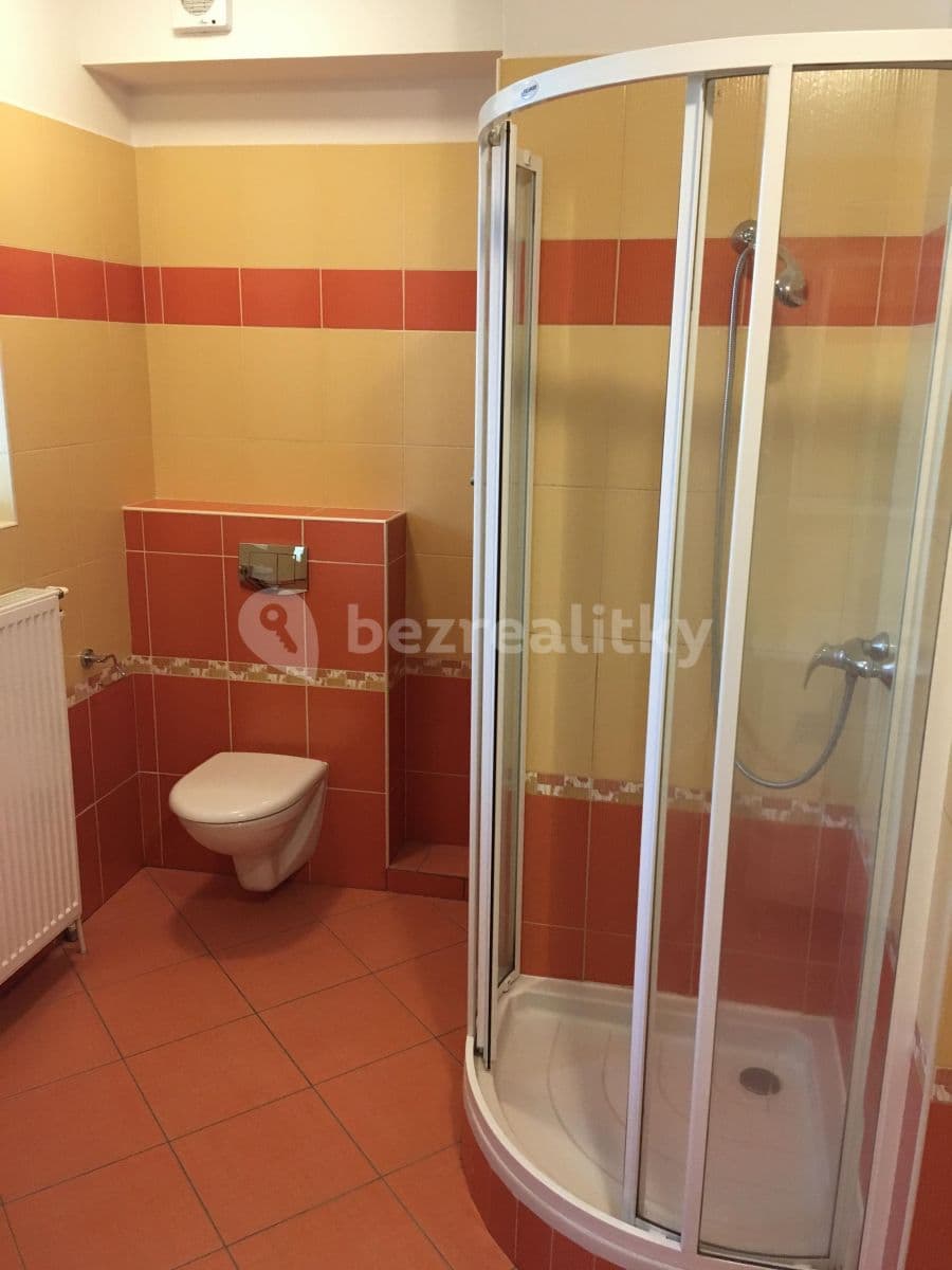 Prenájom bytu 3-izbový 72 m², Kudeříkové, Praha, Praha Prenájom bytu 3-izbový 72 m², Kudeříkové, Praha, Praha