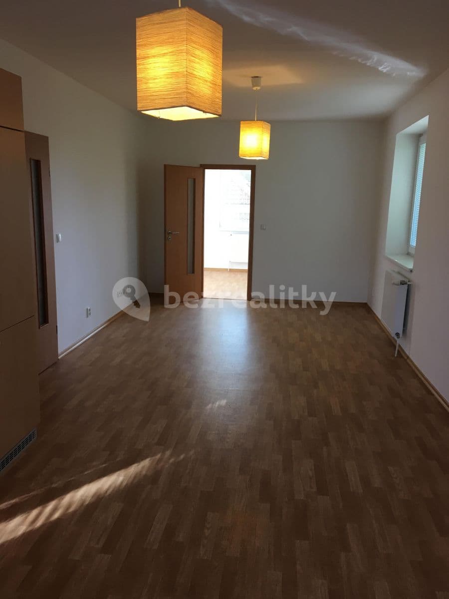 Prenájom bytu 3-izbový 72 m², Kudeříkové, Praha, Praha Prenájom bytu 3-izbový 72 m², Kudeříkové, Praha, Praha