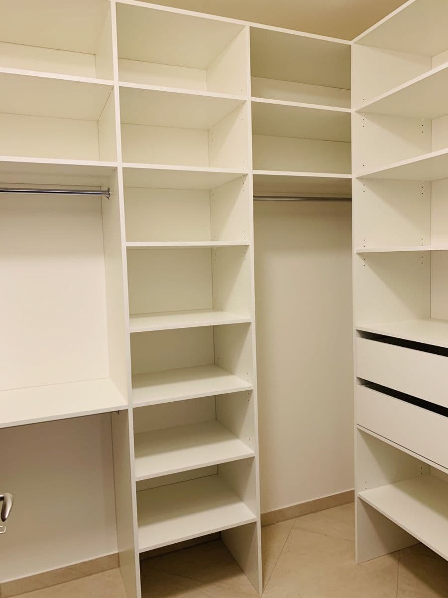 Prenájom bytu 1-izbový 38 m², Chorošová, Praha, Praha Prenájom bytu 1-izbový 38 m², Chorošová, Praha, Praha