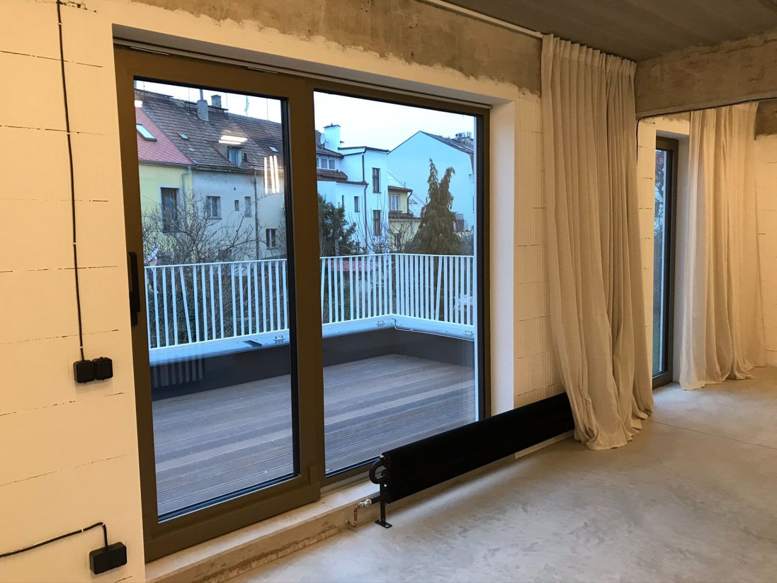 Prenájom bytu 1-izbový 37 m², Na Pecích, Praha, Praha Prenájom bytu 1-izbový 37 m², Na Pecích, Praha, Praha
