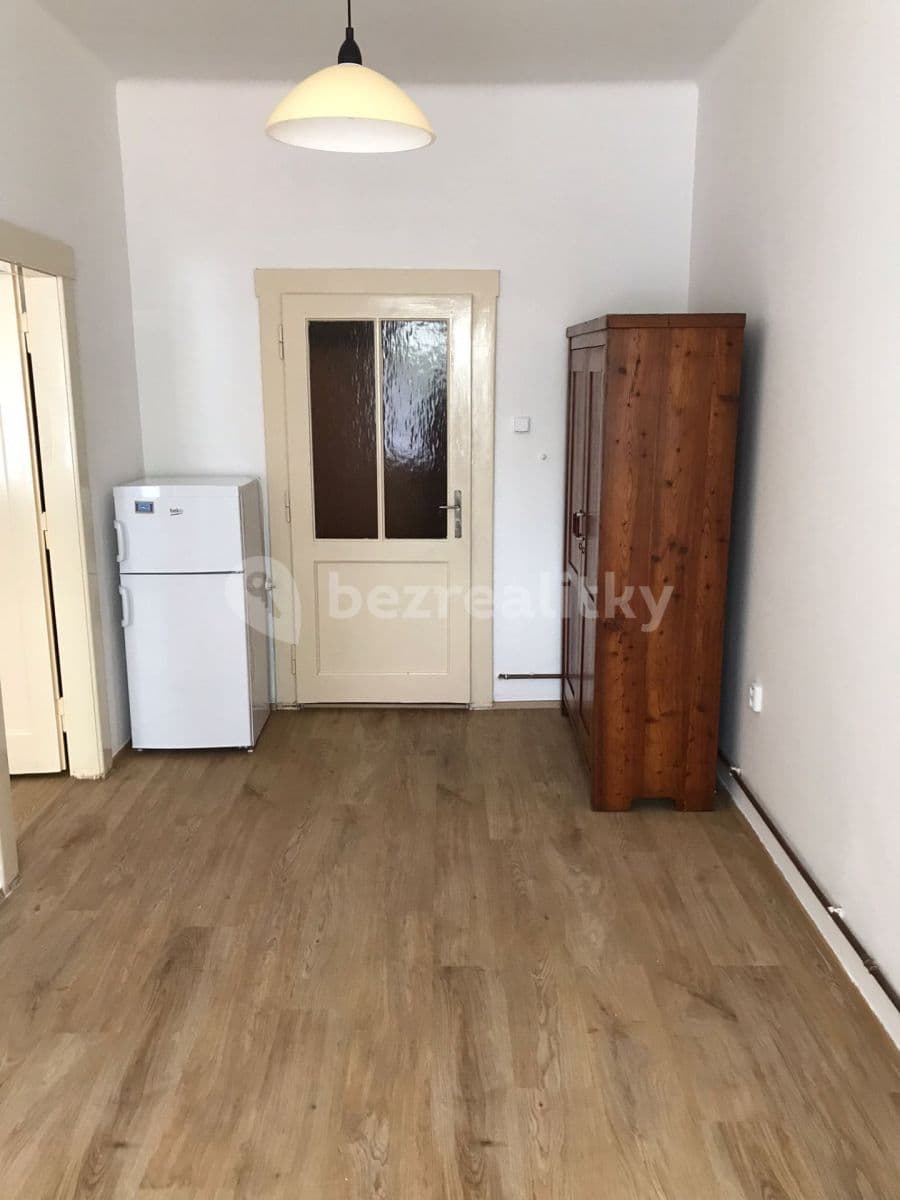 Prenájom bytu 1-izbový 48 m², Lopatecká, Praha, Praha Prenájom bytu 1-izbový 48 m², Lopatecká, Praha, Praha