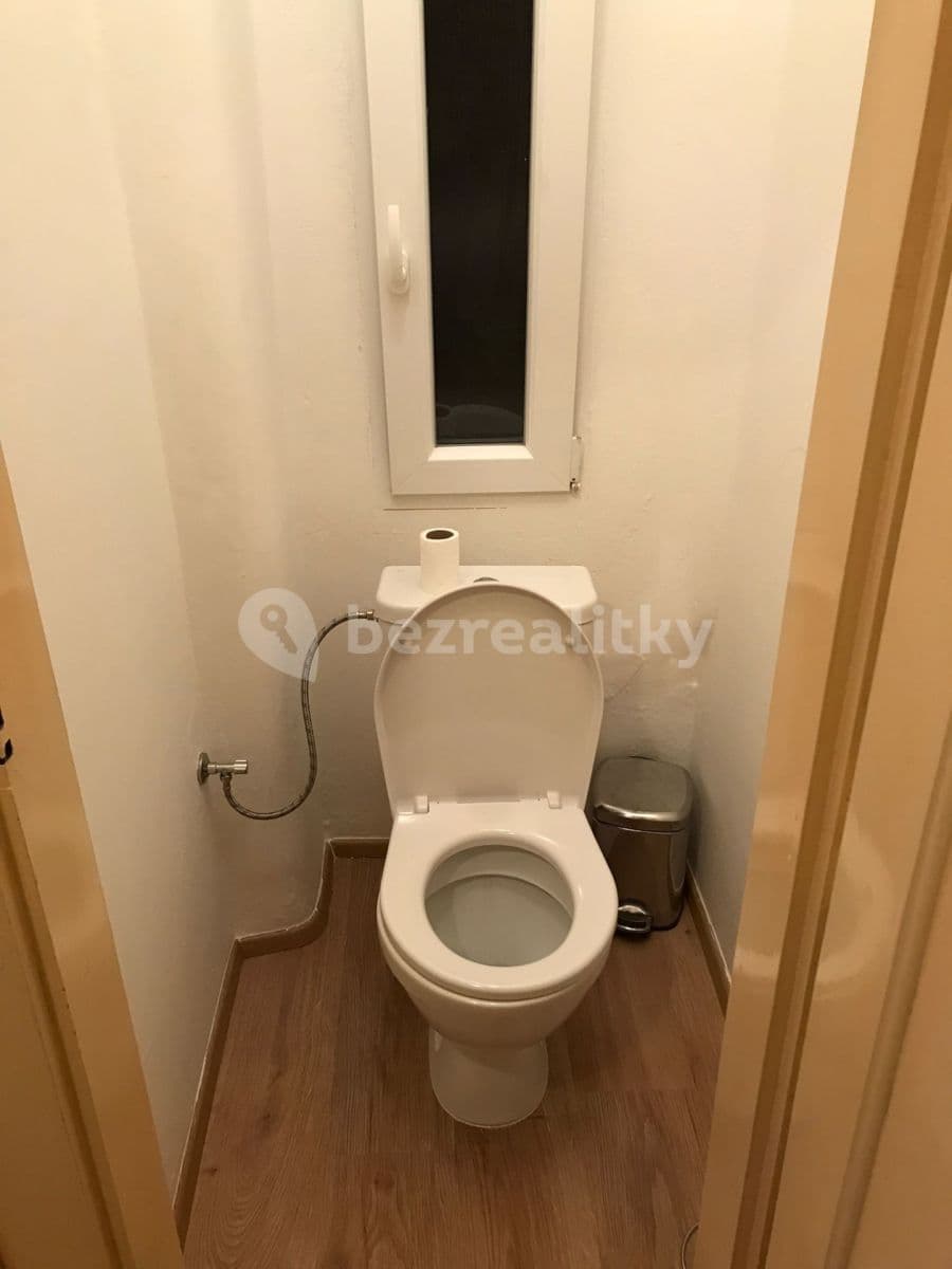 Prenájom bytu 1-izbový 48 m², Lopatecká, Praha, Praha Prenájom bytu 1-izbový 48 m², Lopatecká, Praha, Praha