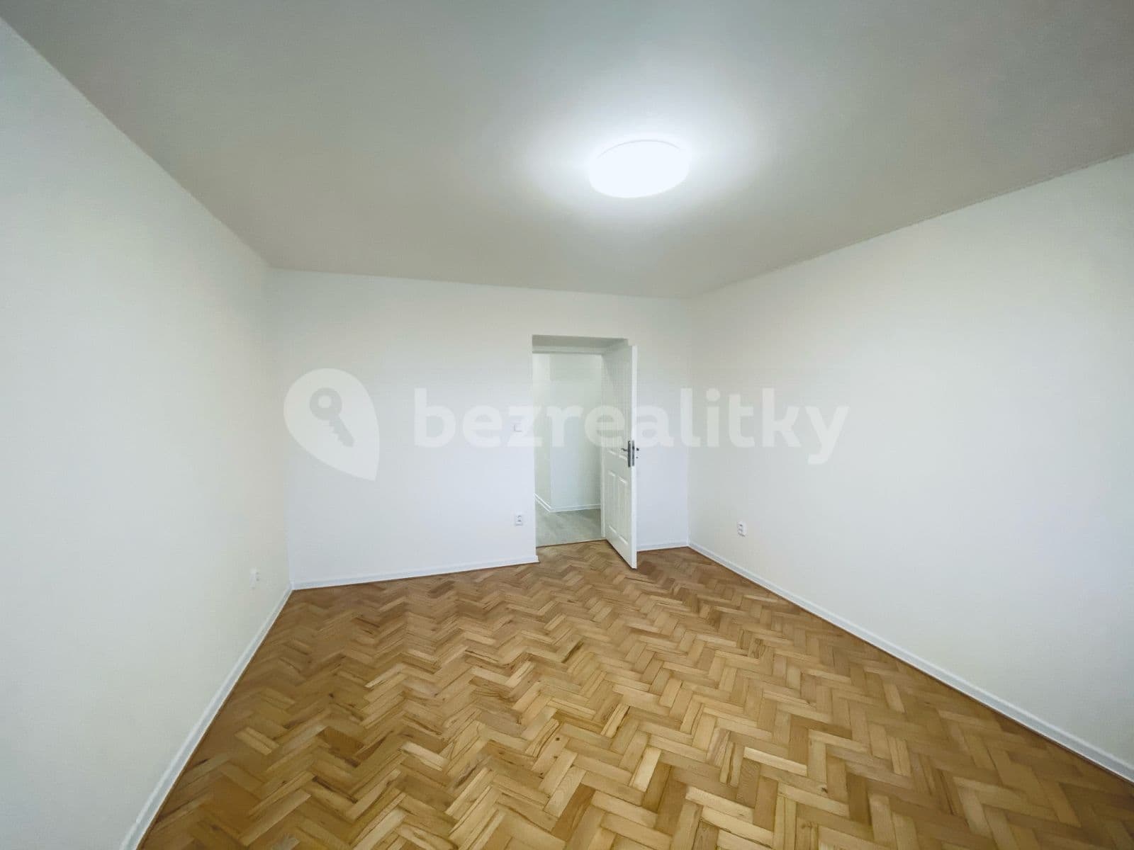 Prenájom bytu 2-izbový 70 m², Za Poštou, Olomouc, Olomoucký kraj Prenájom bytu 2-izbový 70 m², Za Poštou, Olomouc, Olomoucký kraj