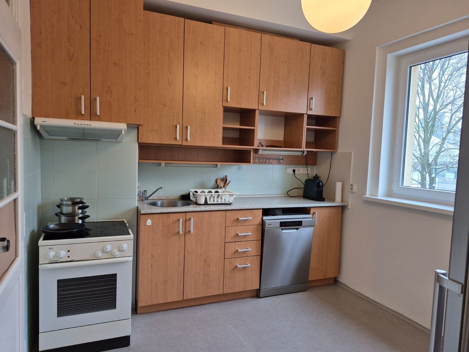 Prenájom bytu 1-izbový 51 m², Farní, Praha, Praha Prenájom bytu 1-izbový 51 m², Farní, Praha, Praha