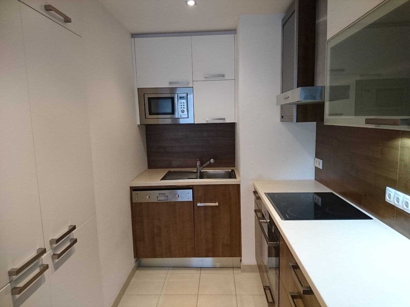 Prenájom bytu 3-izbový 79 m², Bermanova, Praha, Praha Prenájom bytu 3-izbový 79 m², Bermanova, Praha, Praha