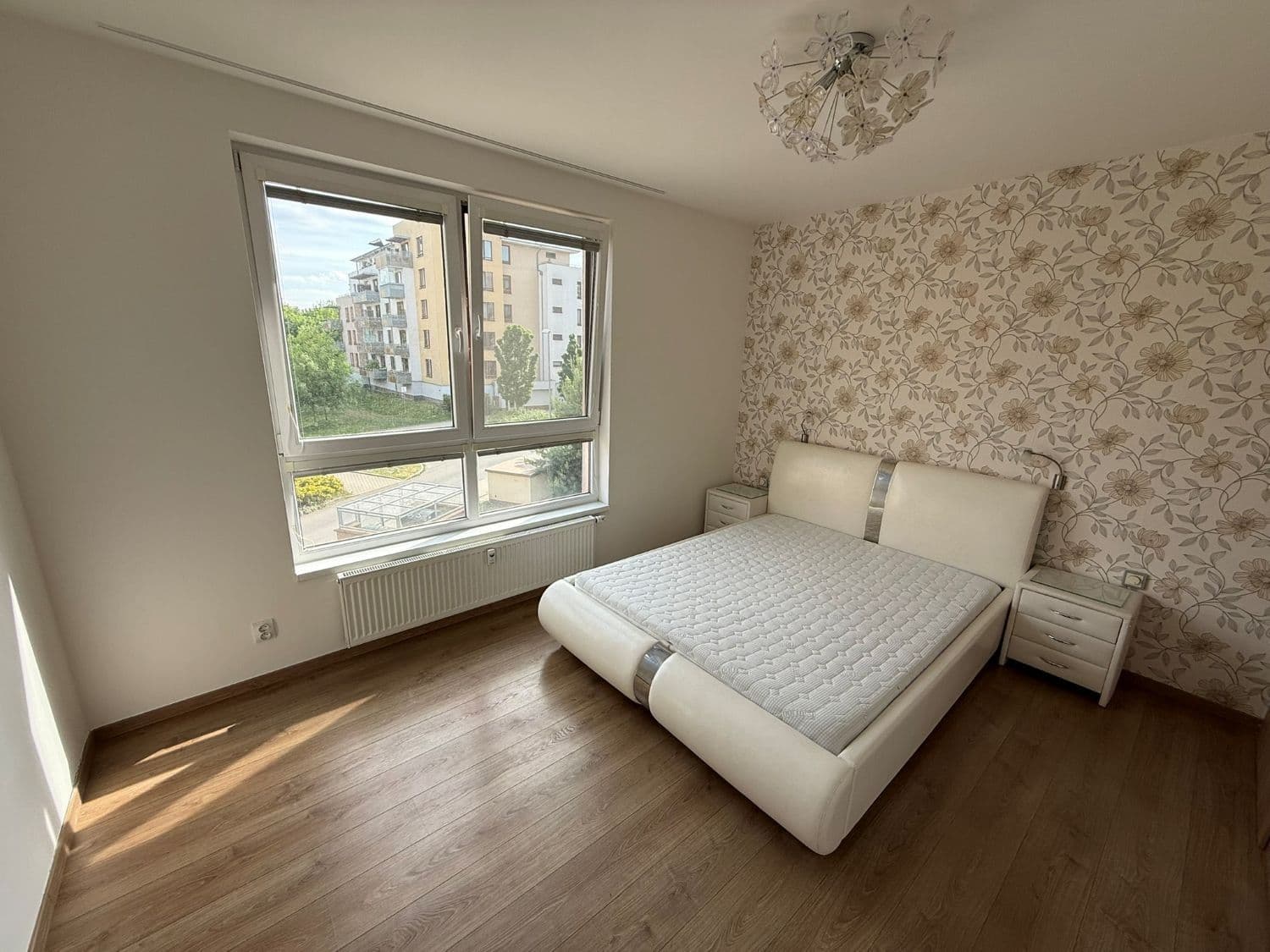 Prenájom bytu 3-izbový 79 m², Bermanova, Praha, Praha Prenájom bytu 3-izbový 79 m², Bermanova, Praha, Praha