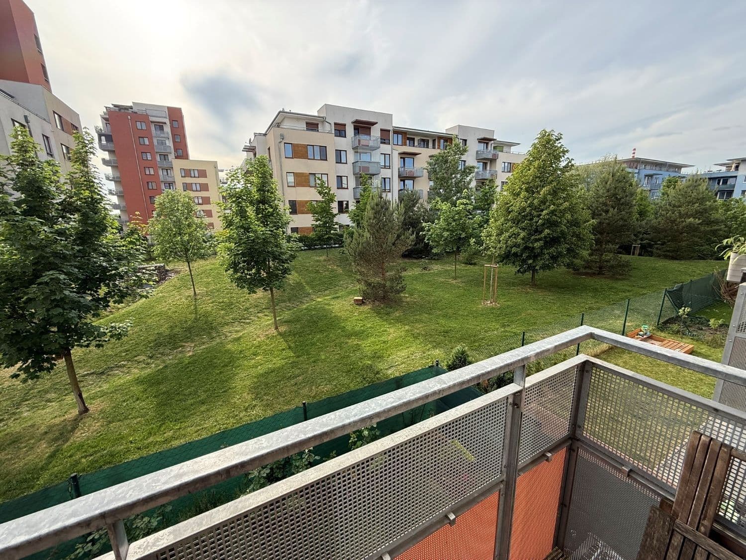 Prenájom bytu 3-izbový 79 m², Bermanova, Praha, Praha Prenájom bytu 3-izbový 79 m², Bermanova, Praha, Praha