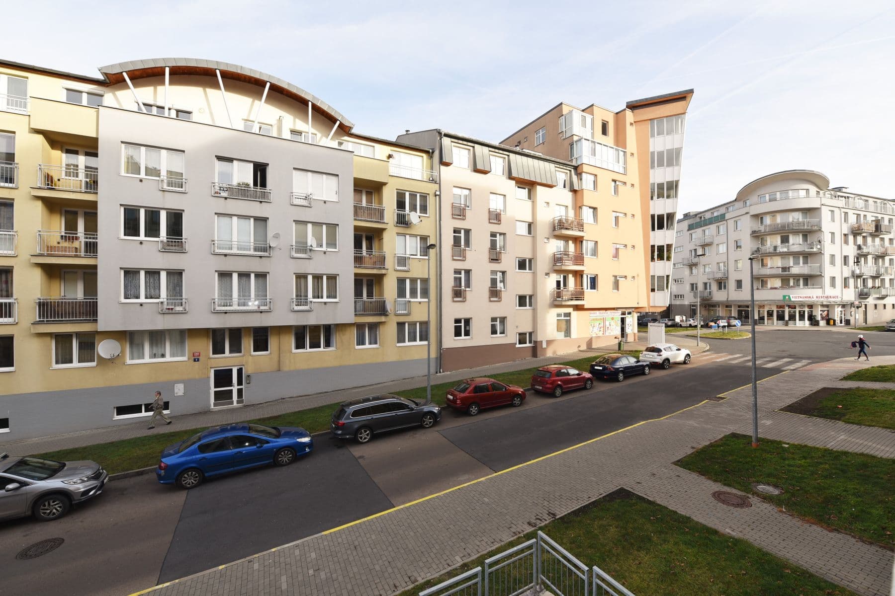 Prenájom bytu 3-izbový 89 m², Za Valem, Praha, Praha Prenájom bytu 3-izbový 89 m², Za Valem, Praha, Praha