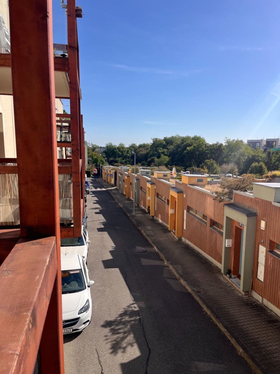 Prenájom bytu 2-izbový 54 m², Linhartova, Praha, Praha Prenájom bytu 2-izbový 54 m², Linhartova, Praha, Praha
