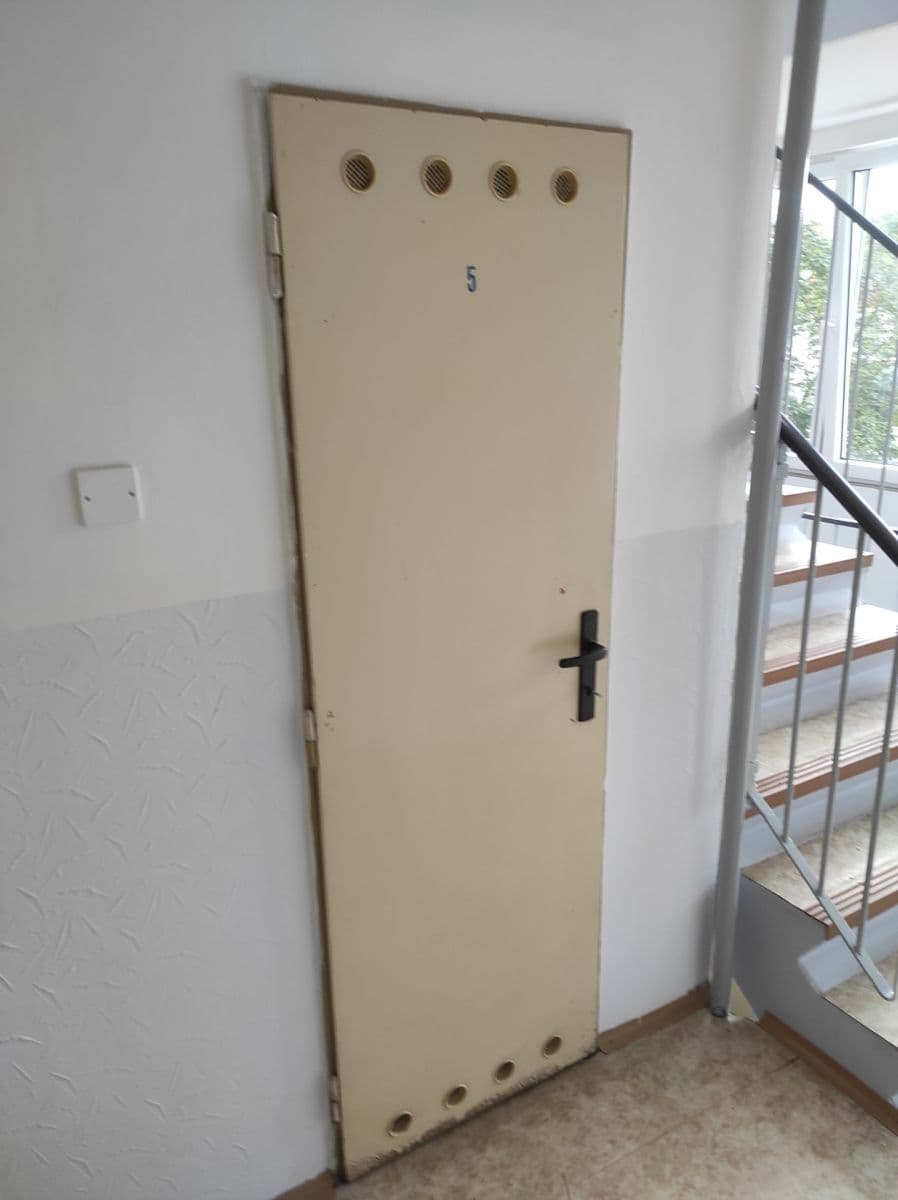 Prenájom bytu 3-izbový 60 m², K Lipám, Praha, Praha Prenájom bytu 3-izbový 60 m², K Lipám, Praha, Praha