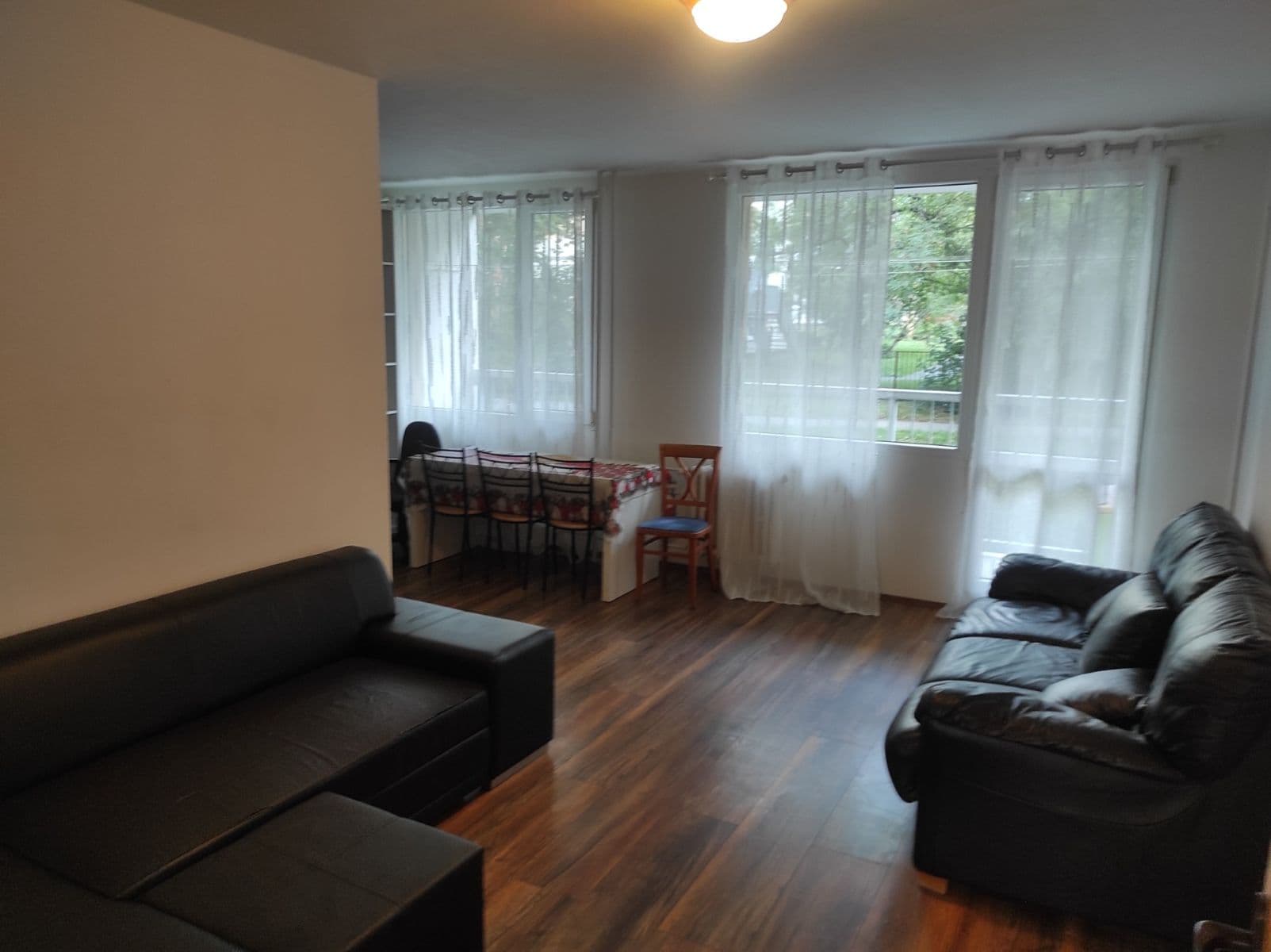 Prenájom bytu 3-izbový 60 m², K Lipám, Praha, Praha Prenájom bytu 3-izbový 60 m², K Lipám, Praha, Praha
