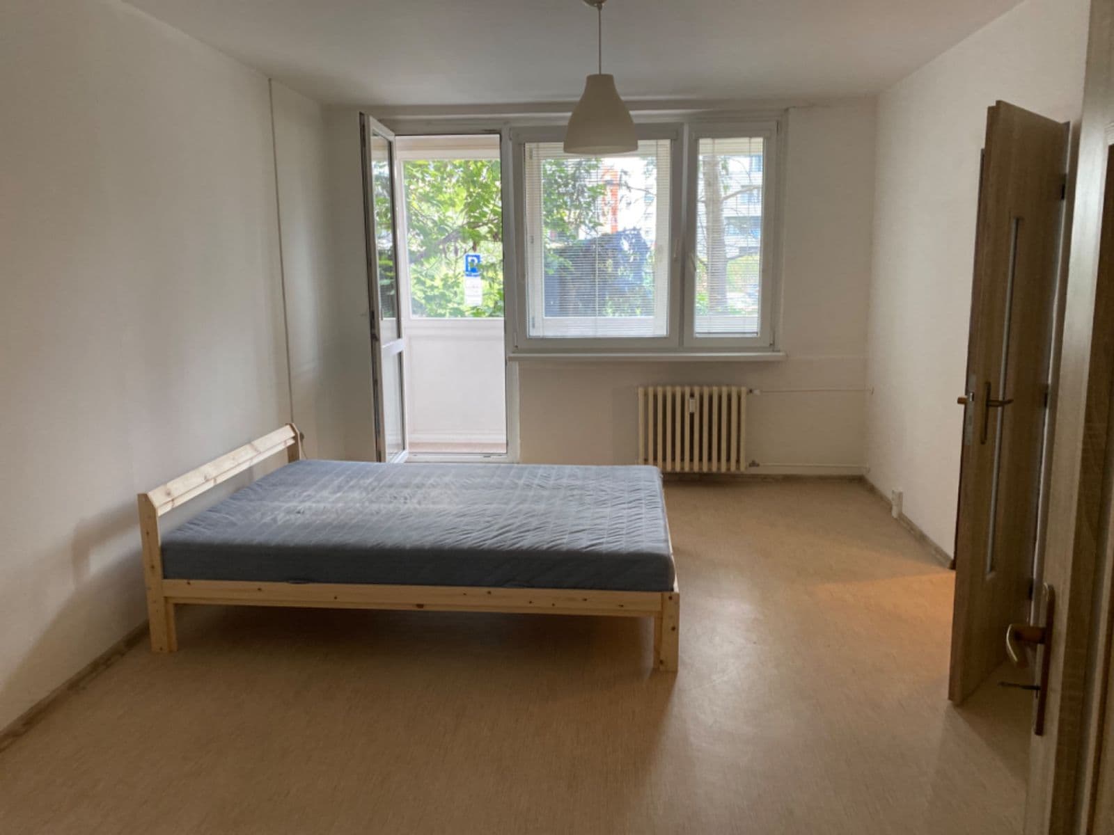 Prenájom bytu 3-izbový 72 m², Ostravská, Praha, Praha Prenájom bytu 3-izbový 72 m², Ostravská, Praha, Praha