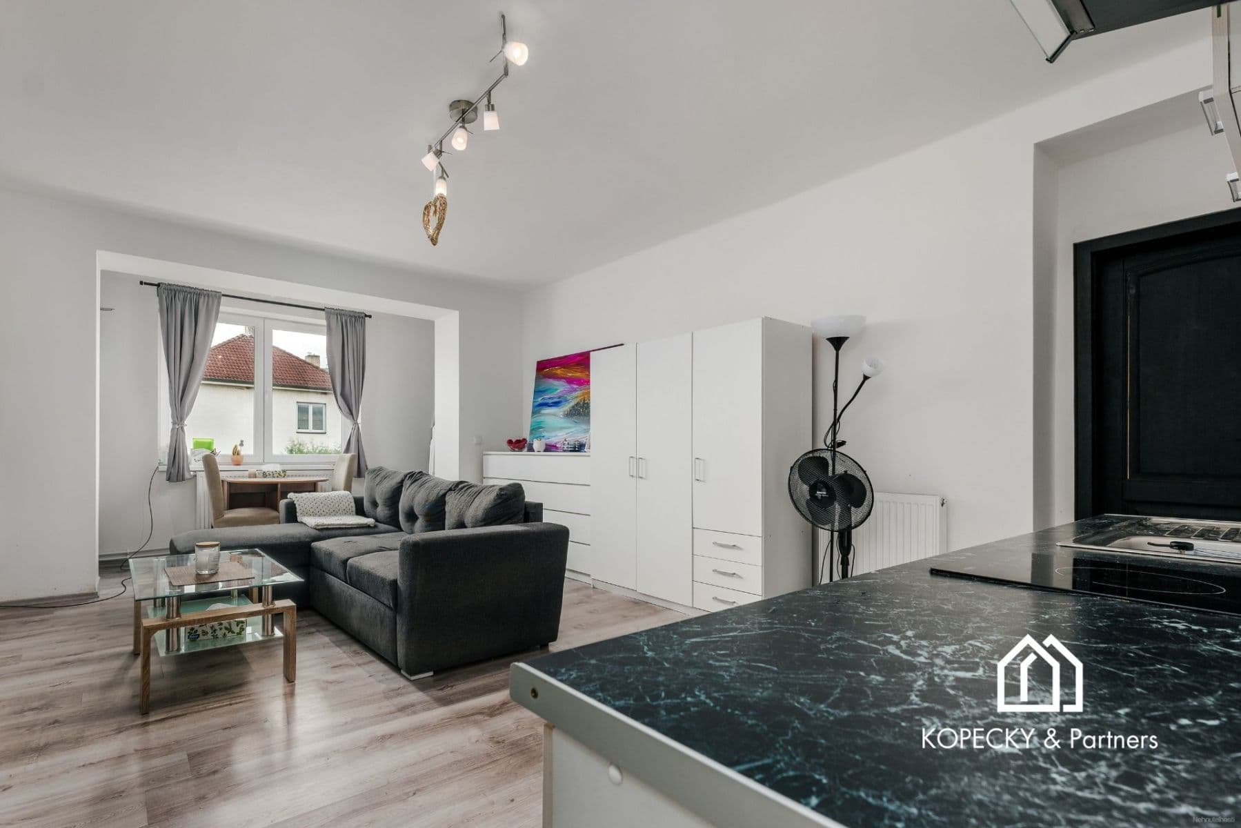 Prenájom bytu 2-izbový 60 m², Moravanská, Praha, Praha Prenájom bytu 2-izbový 60 m², Moravanská, Praha, Praha