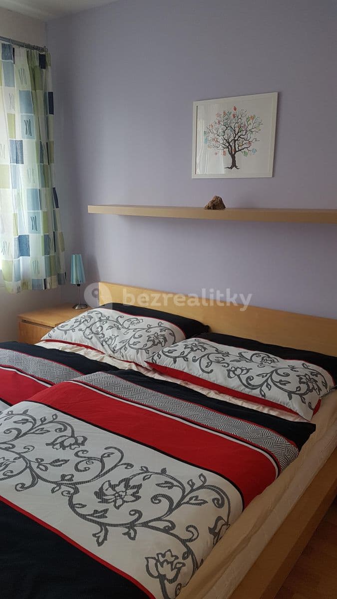 Prenájom bytu 3-izbový 85 m², Zelený pruh, Praha, Praha Prenájom bytu 3-izbový 85 m², Zelený pruh, Praha, Praha