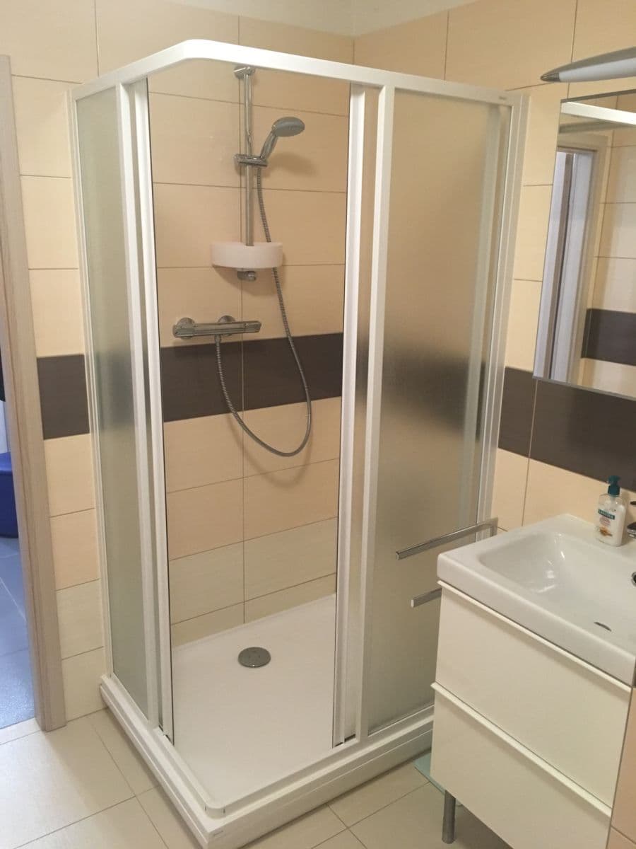 Prenájom bytu 1-izbový 36 m², Hurbanova, Praha, Praha Prenájom bytu 1-izbový 36 m², Hurbanova, Praha, Praha