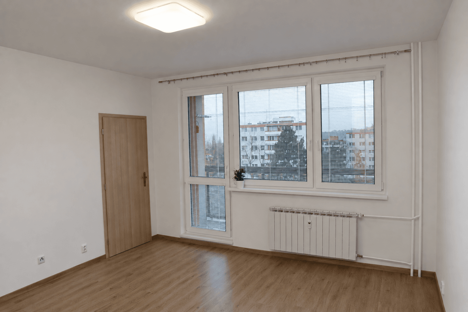Prenájom bytu 2-izbový 63 m², Okružní, Zlín, Zlínský kraj Prenájom bytu 2-izbový 63 m², Okružní, Zlín, Zlínský kraj